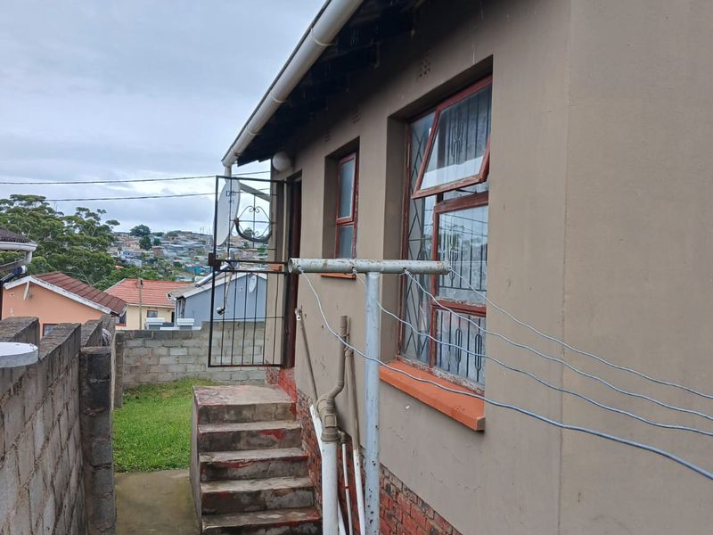 🏡 Charming 2-Bedroom Home for Rent in Rosedale, Amalinda - Photo 2