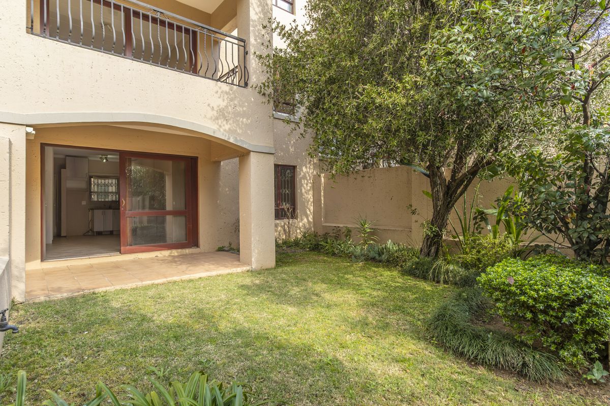 Stylish, Pet friendly  Garden Apartment. - Photo 2
