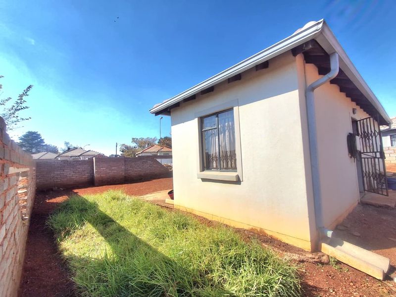Affordable ,and investment potential - Photo 2