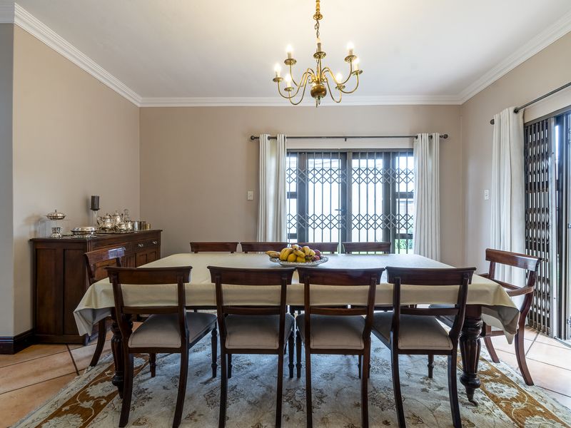 Sophisticated Living in a Security Estate - Photo 8