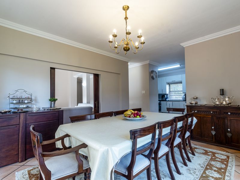 Sophisticated Living in a Security Estate - Photo 7