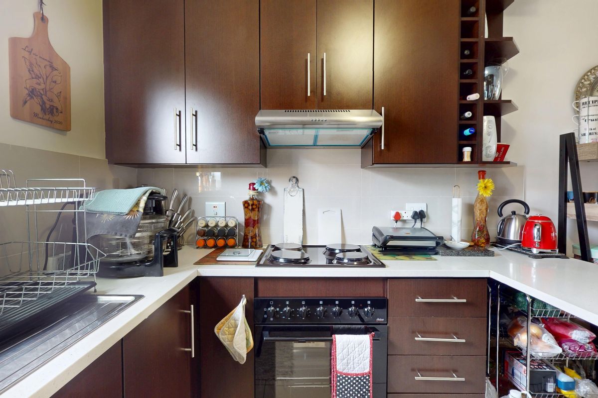 A townhouse that speaks in whispers of luxury and lives like a private masterpiece.” - Photo 4