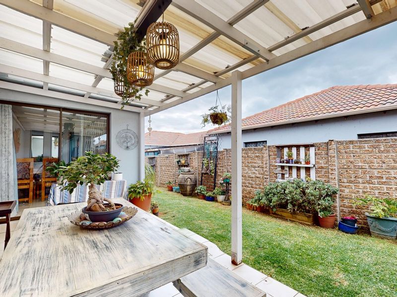 A townhouse that speaks in whispers of luxury and lives like a private masterpiece.” - Photo 1