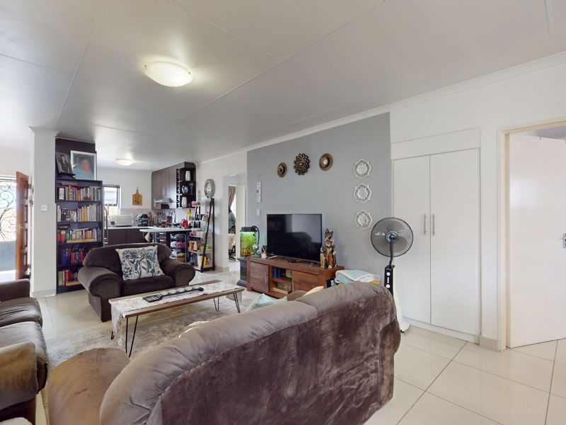 A townhouse that speaks in whispers of luxury and lives like a private masterpiece.” - Photo 8