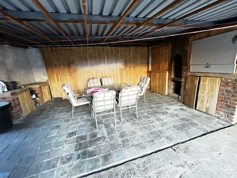 2 BEDROOM, 2 BATH BEAUTIFUL HOME - Photo 5