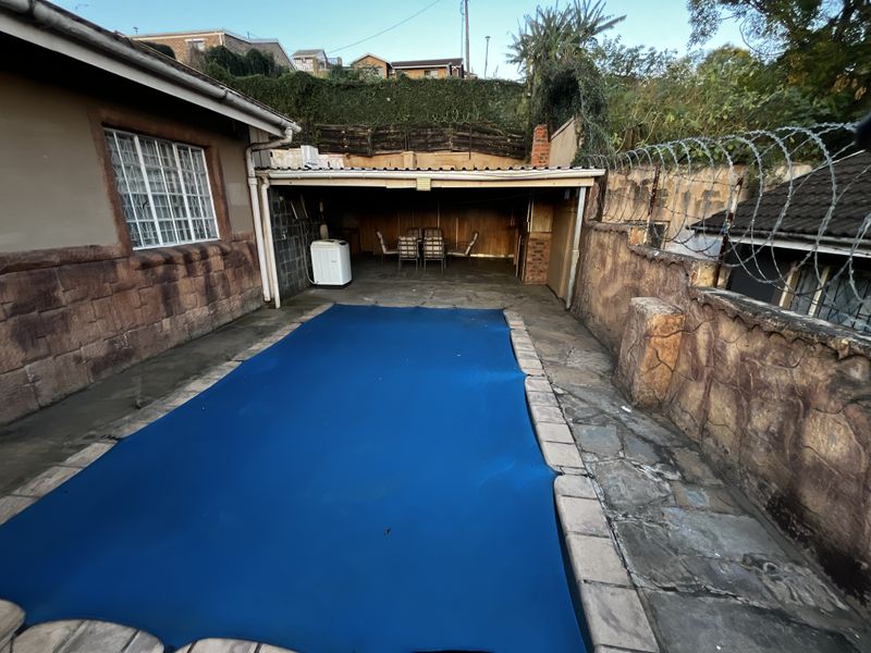 2 BEDROOM, 2 BATH BEAUTIFUL HOME - Photo 2