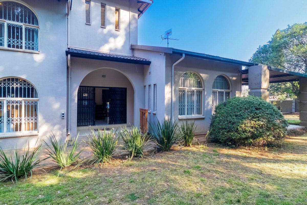 What A Lot I've Got - Secure Freehold Property in Gated Community - Photo 5
