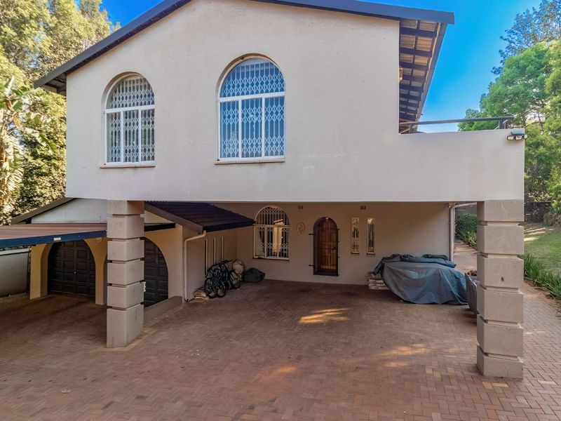 What A Lot I've Got - Secure Freehold Property in Gated Community - Photo 2