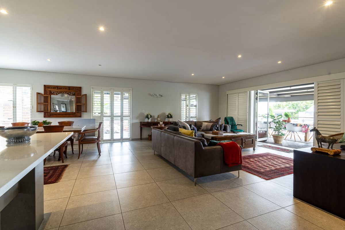 Position, Location, Views, Groenkloof - Photo 3