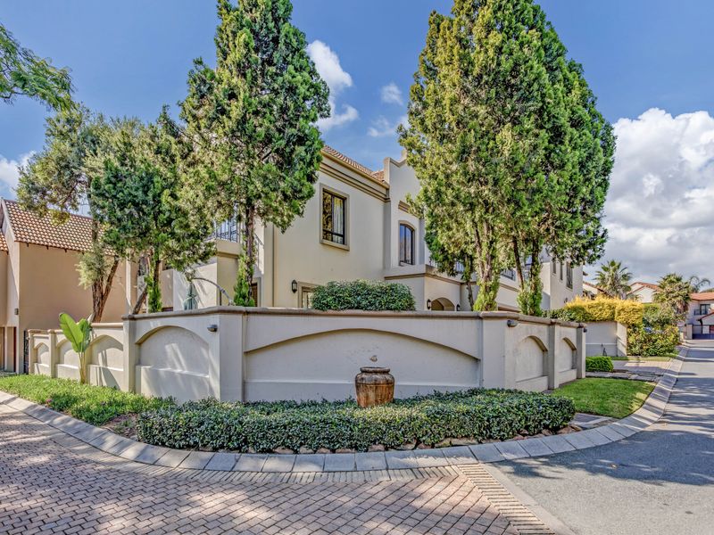 Modern Elegance in Castellet Estate, Broadacres - Photo 1