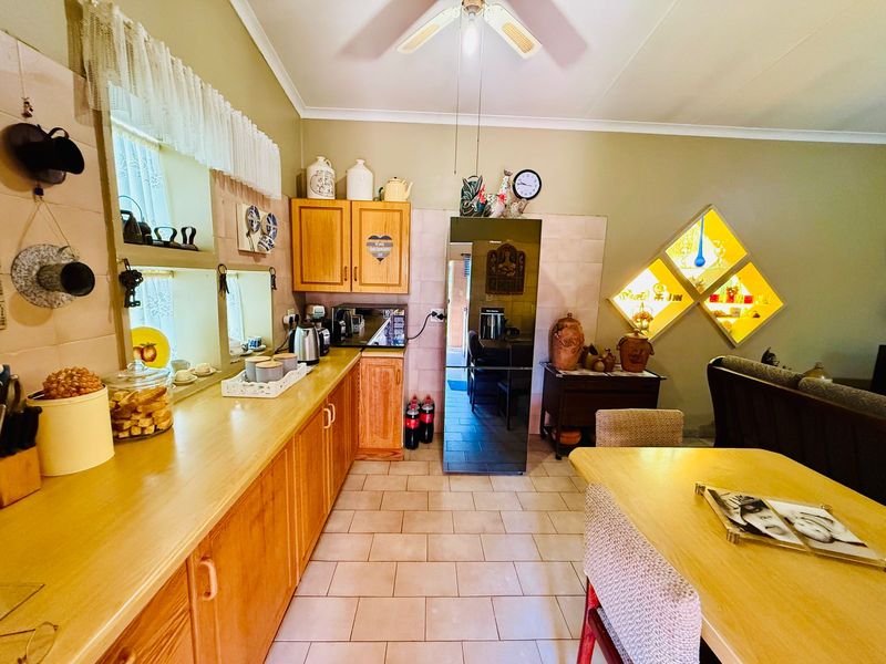 Comfortable and Secure Retirement Living in Clarina - Photo 7