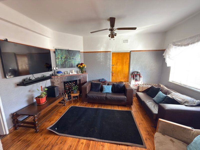 Spacious Comfort Meets Prime Location in Rouxpark, Worcester - Photo 3