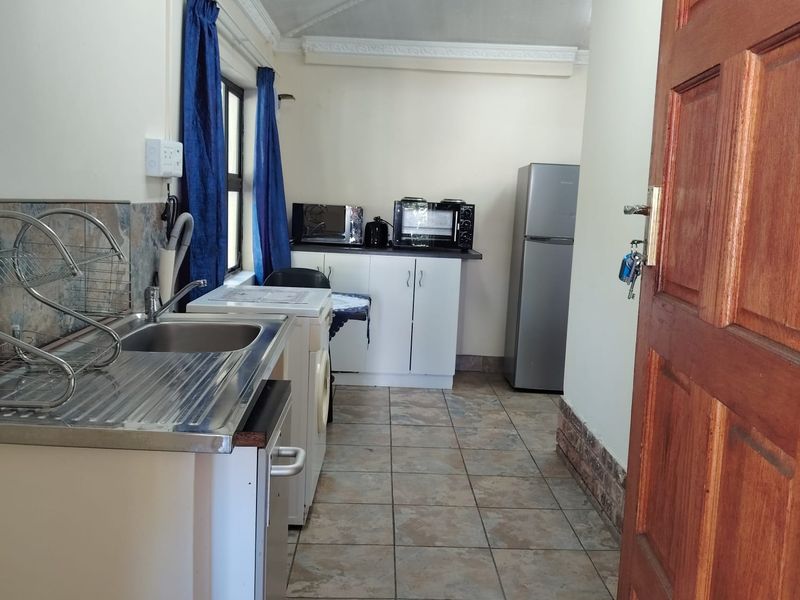 1 Bedroom Garden Flat to Let in Hilton Gardens - Photo 4