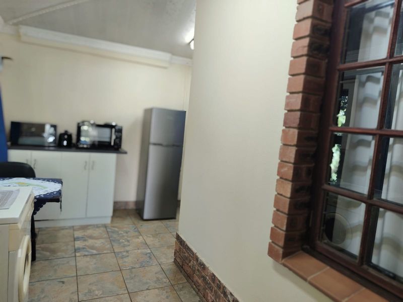 1 Bedroom Garden Flat to Let in Hilton Gardens - Photo 7