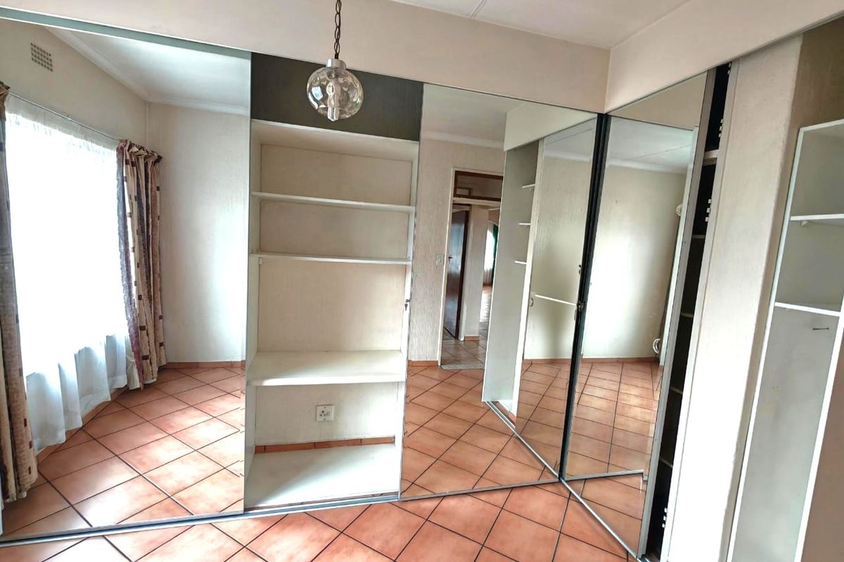 Comfortable, Low-Maintenance Living with Extra Space - Photo 3