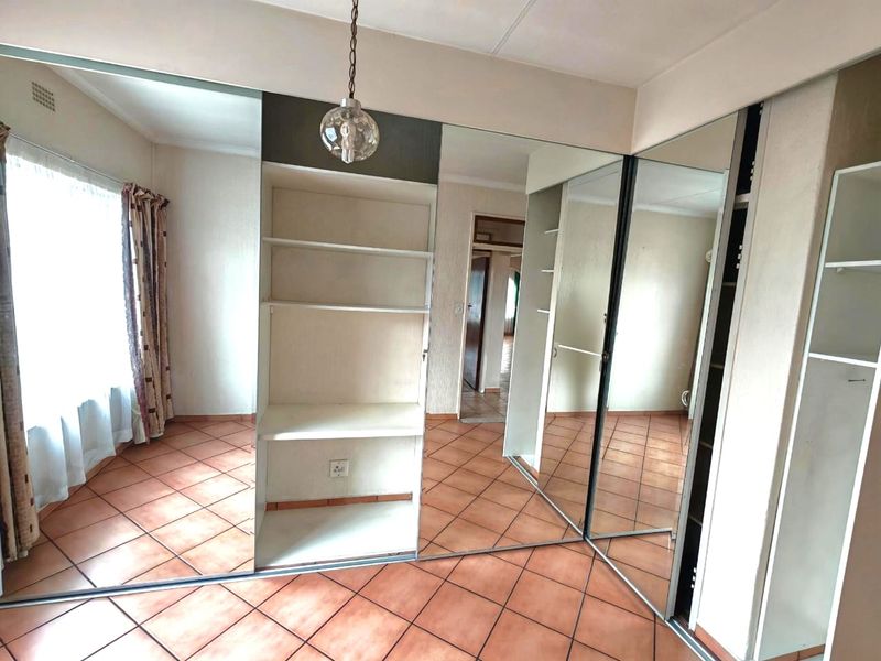 Comfortable, Low-Maintenance Living with Extra Space - Photo 3