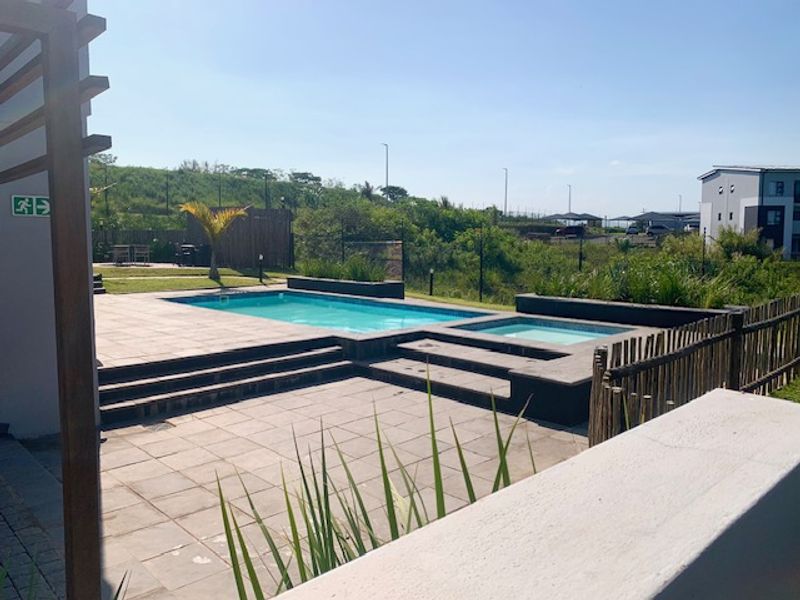PERFECT LOCKUP AND GO, 1 BEDROOM APARTMENT IN A SECURE ESTATE IN BALITO, AVAILABLE IMMEDIATELY - Photo 10