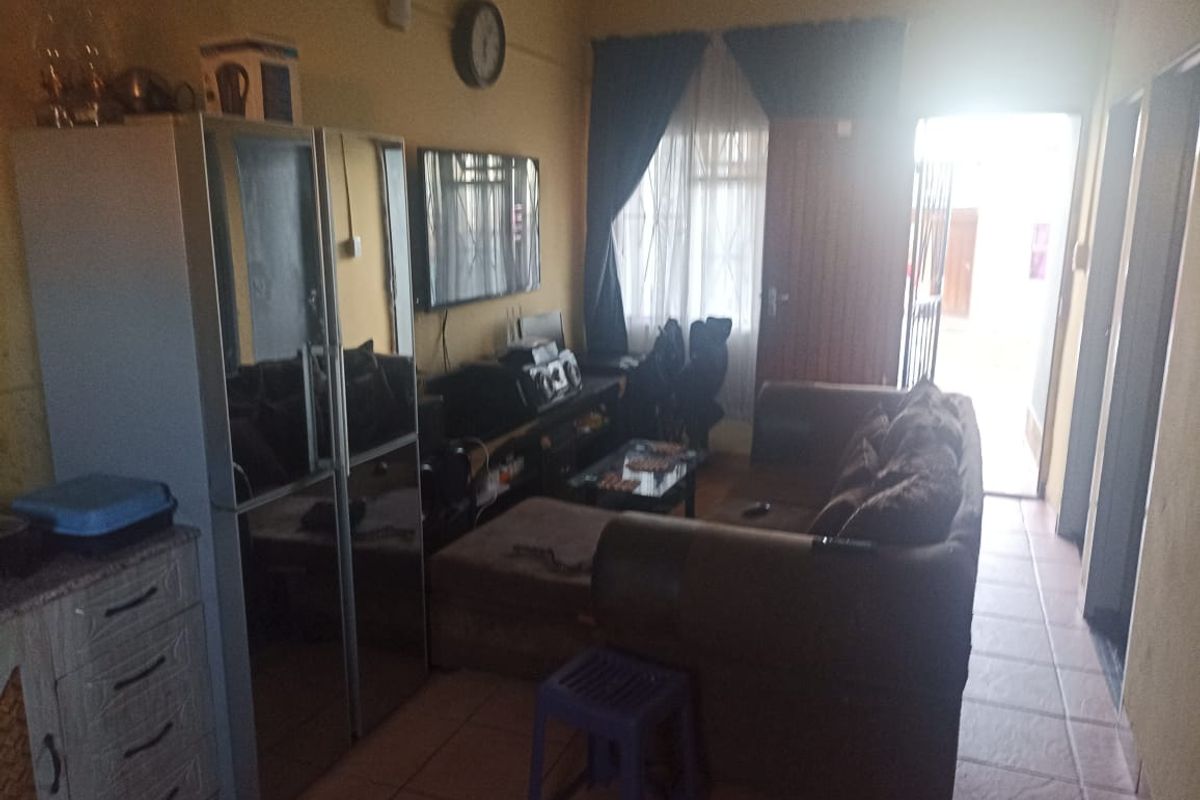 House For Sale In Mossel Bay - Photo 3