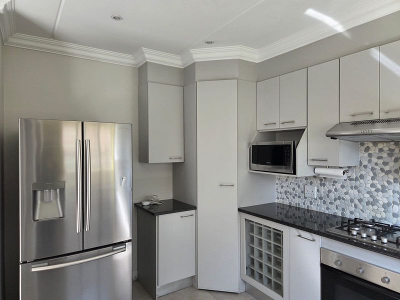Modern Fully Furnished 3 Bedroom Home with Garden in Sable, Noordhang - Photo 3