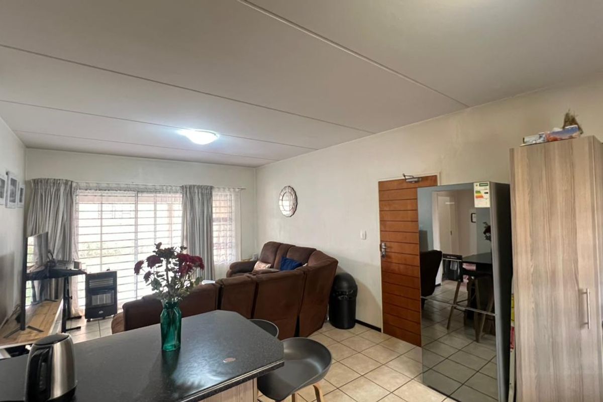 The Perfect Starter Home or Investment Opportunity! - Photo 5