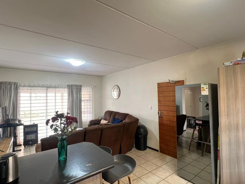 The Perfect Starter Home or Investment Opportunity! - Photo 5
