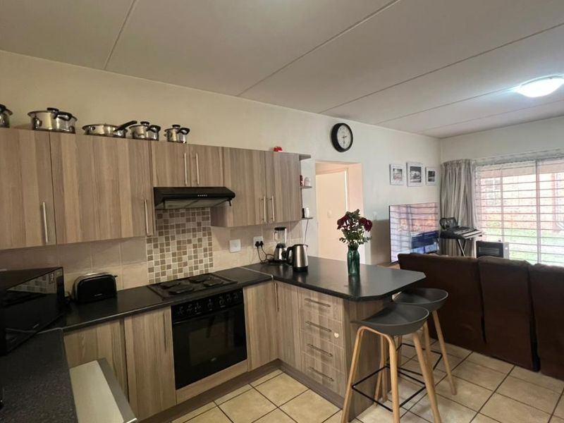 The Perfect Starter Home or Investment Opportunity! - Photo 4