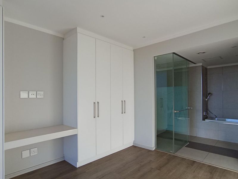 Modern 2-Bedroom Apartment for Sale | Masingita Towers, Morningside | Bank Assisted Programme - Photo 5