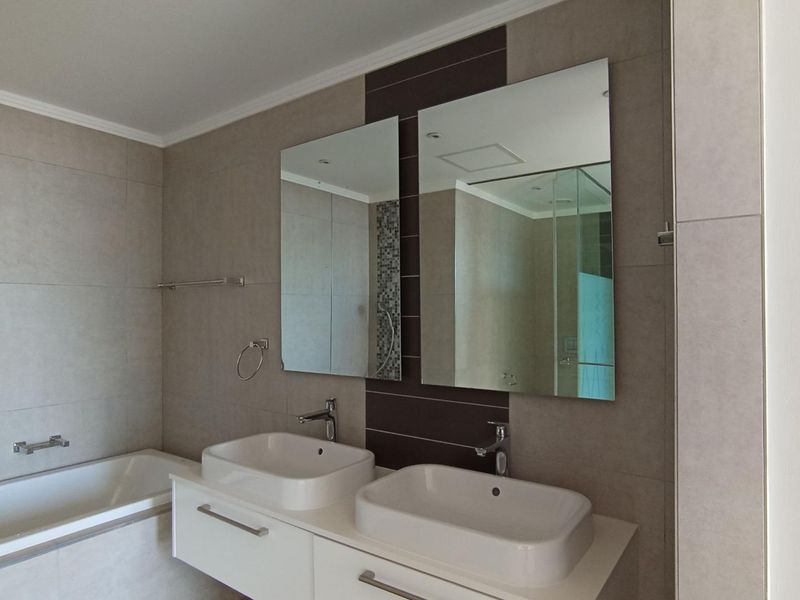 Modern 2-Bedroom Apartment for Sale | Masingita Towers, Morningside | Bank Assisted Programme - Photo 7