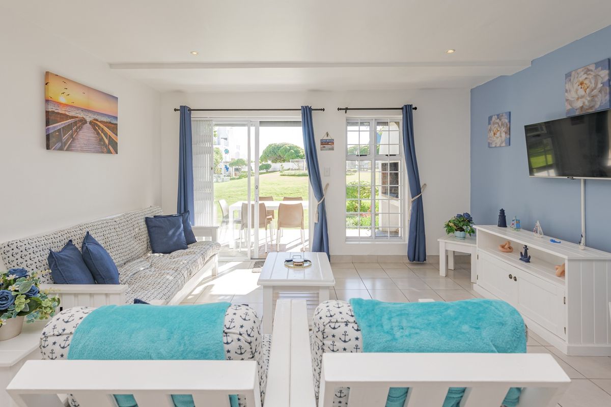 Coastal Living Made Easy - Photo 4