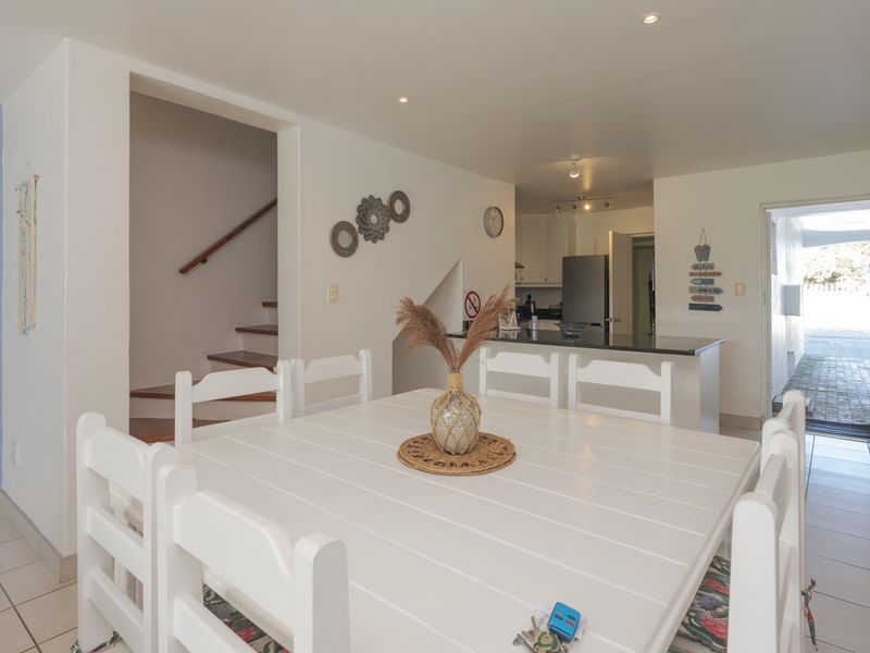 Coastal Living Made Easy - Photo 8