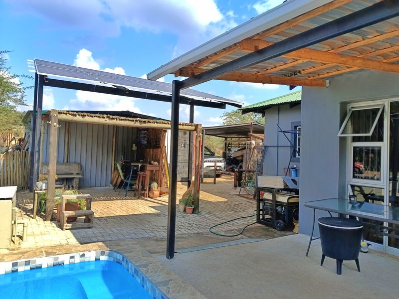 Walking Distance to the River! - Photo 2