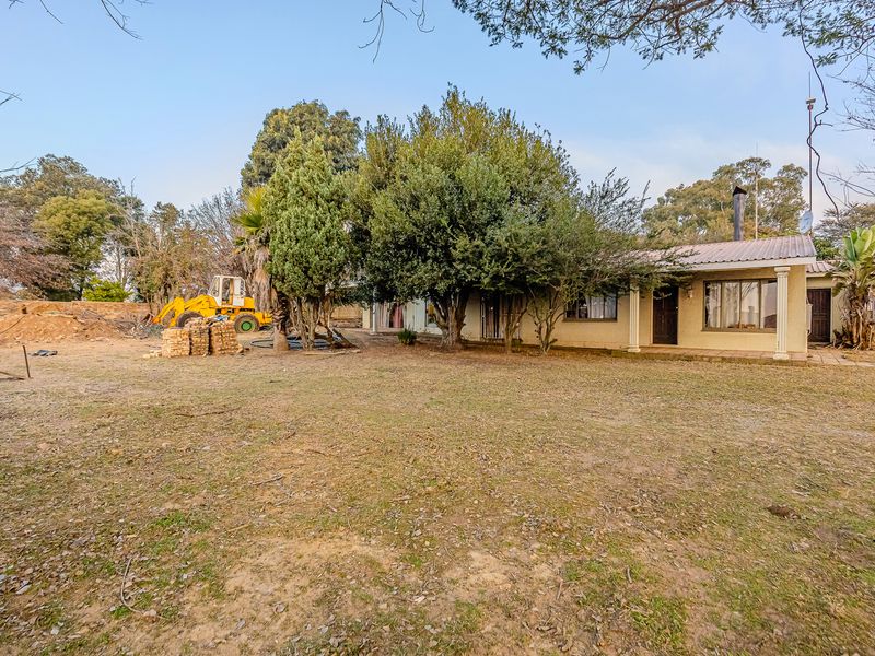 Charming 4-Bedroom Farm For Sale In Loumarina AH, Randfontein—Your Countryside Retreat Awaits! - Photo 5