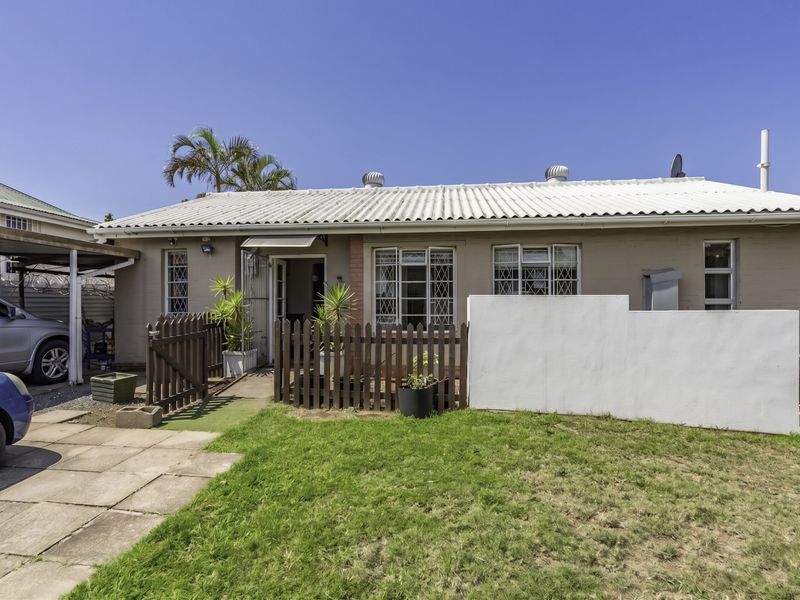 Smart Investment in Central Sherwood! Older-Style Home with Strong Income Potential! - Photo 2