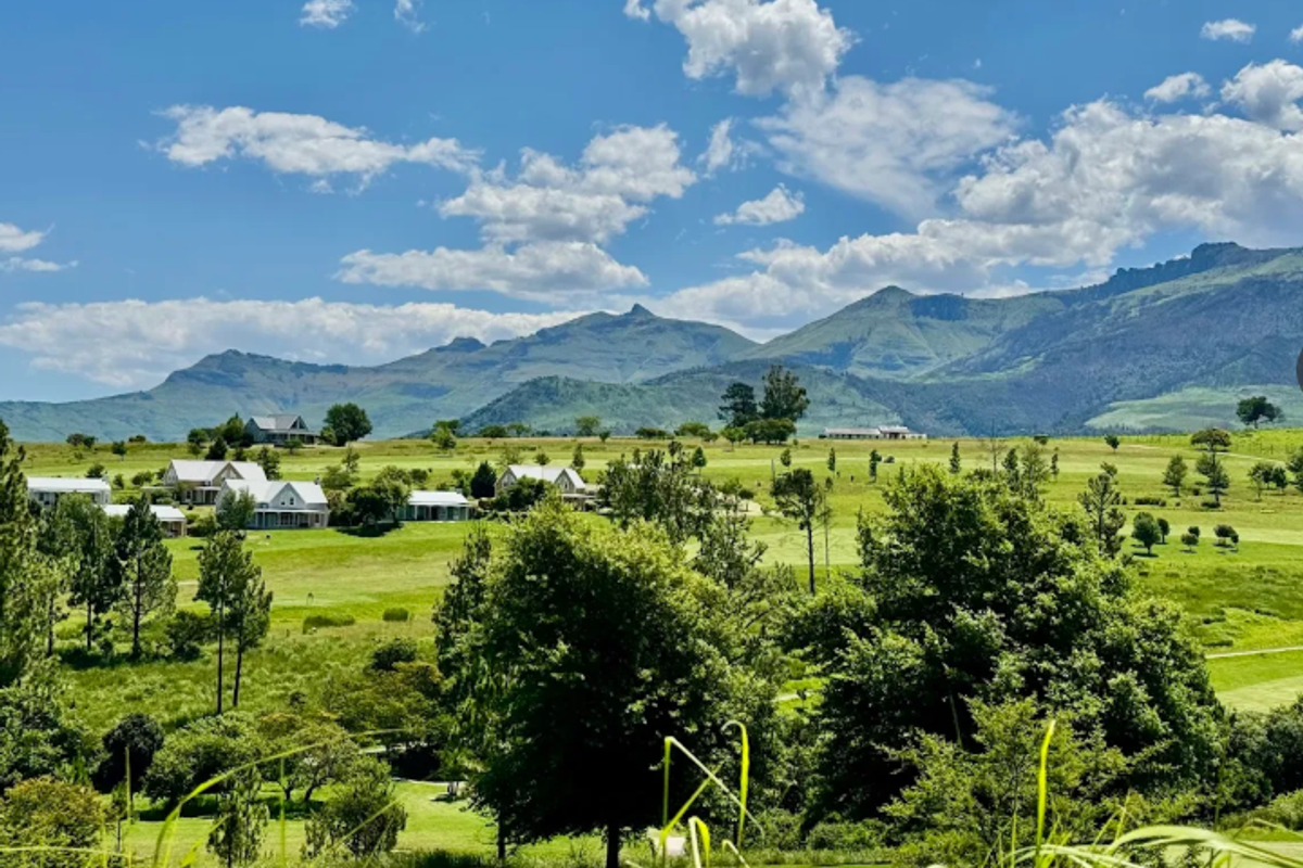 Scenic 1418m2 Plot Surrounded by Nature & Mountains - Photo 5