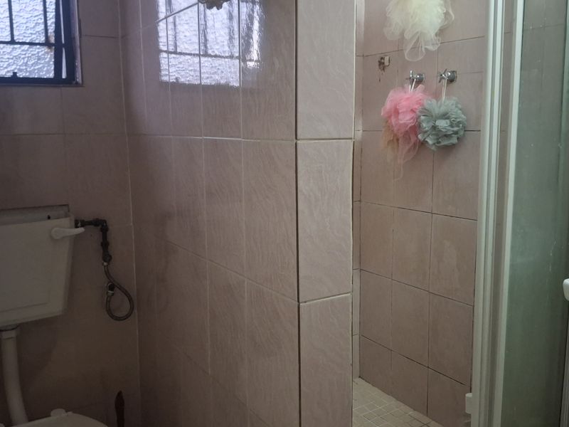 2 Bedroom Family Home - Photo 5