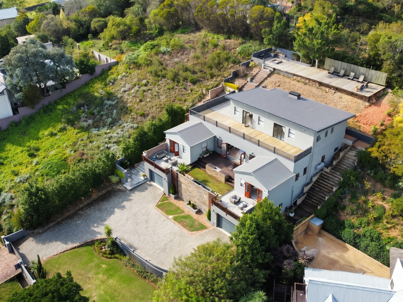 Established Luxury Guesthouse in Prime Swellendam Setting - Photo 1