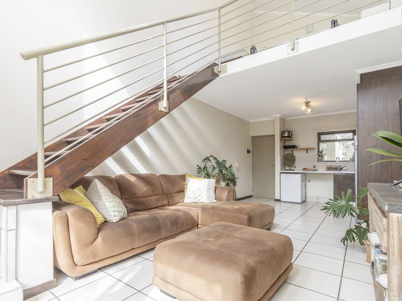 Duplex Loft Living in Bryanston- Viewings By Appointment - Photo 1