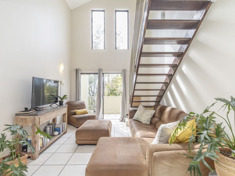 Duplex Loft Living in Bryanston- Viewings By Appointment - Photo 2