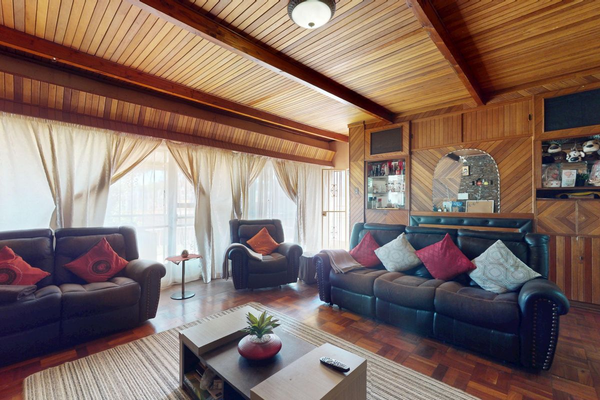 3 Bedroom Family Home- Fishers Hill - Photo 2