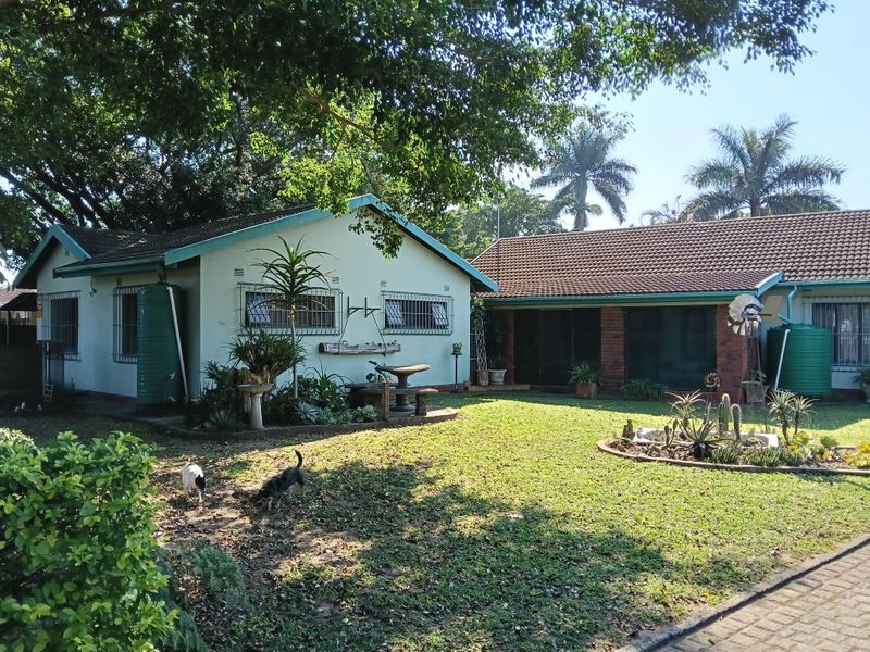 Spacious Property with Income-Generating Potential - Photo 3