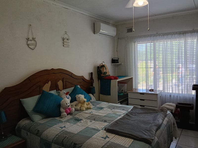Spacious Property with Income-Generating Potential - Photo 9