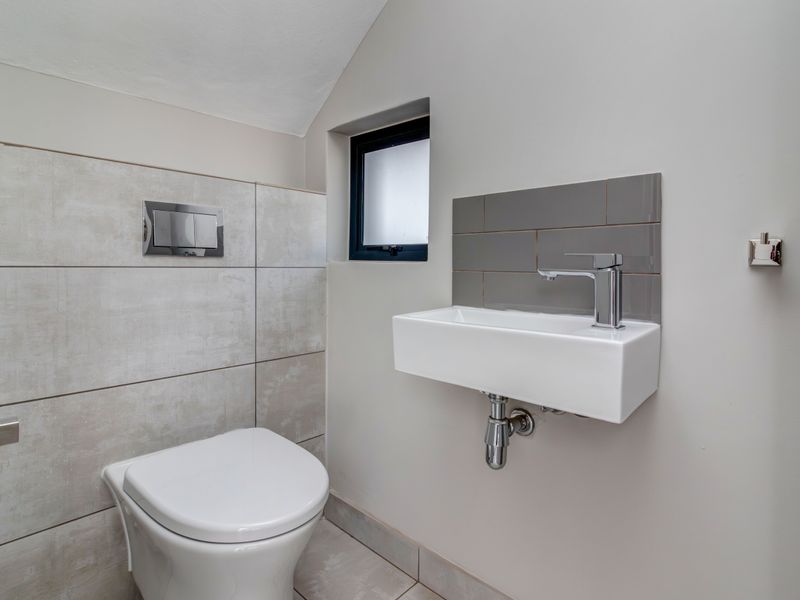 Priced to sell! With no transfer duty payable! - Photo 9