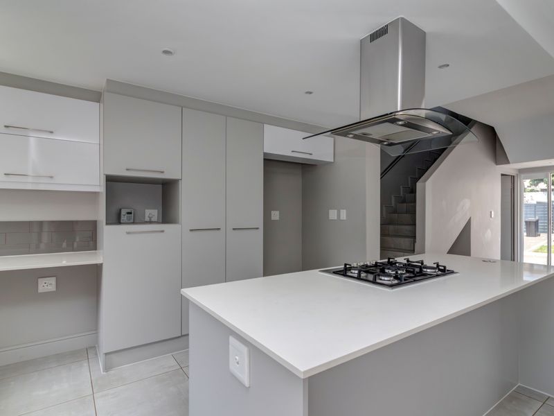 Priced to sell! With no transfer duty payable! - Photo 8