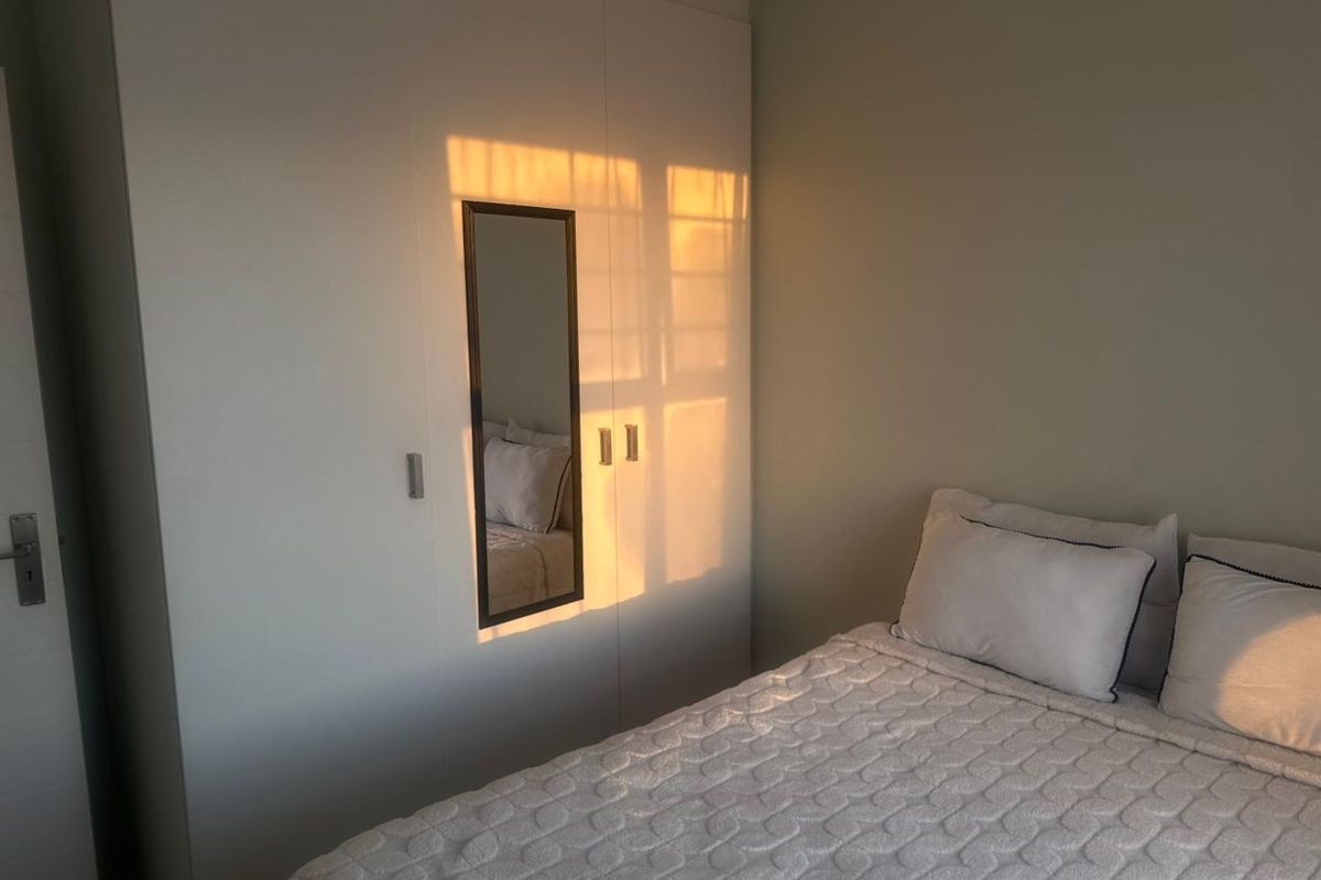 Modern 2 Bed Unit in Secure Estate - Photo 3