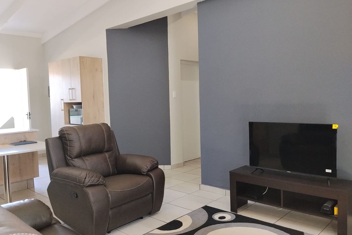 Neat three bedroom apartment to let - Photo 5
