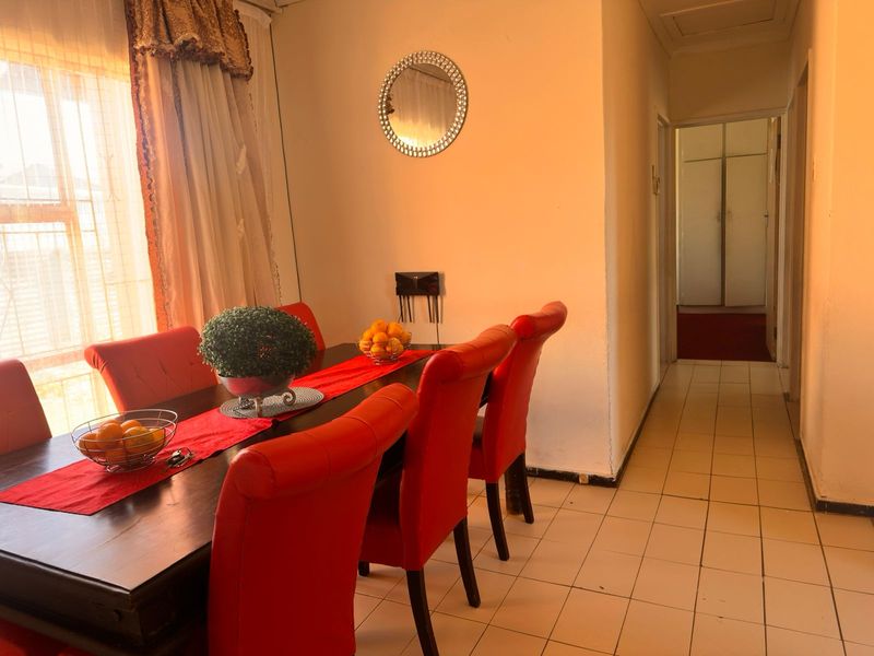 Affordable Starter Home with Room to Extend - Photo 7
