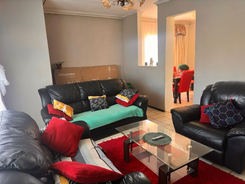 Affordable Starter Home with Room to Extend - Photo 6