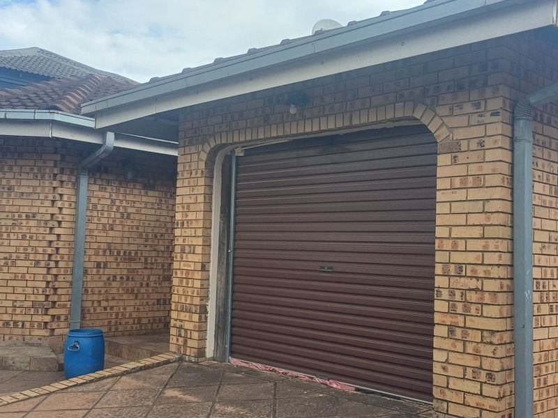 Three Bedroom hous to rent in Makado Park, Lous Trichardt - Photo 1