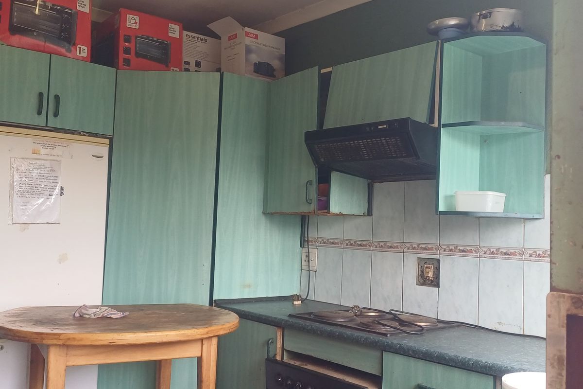 Three Bedroom hous to rent in Makado Park, Lous Trichardt - Photo 3