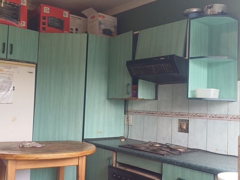 Three Bedroom hous to rent in Makado Park, Lous Trichardt - Photo 3